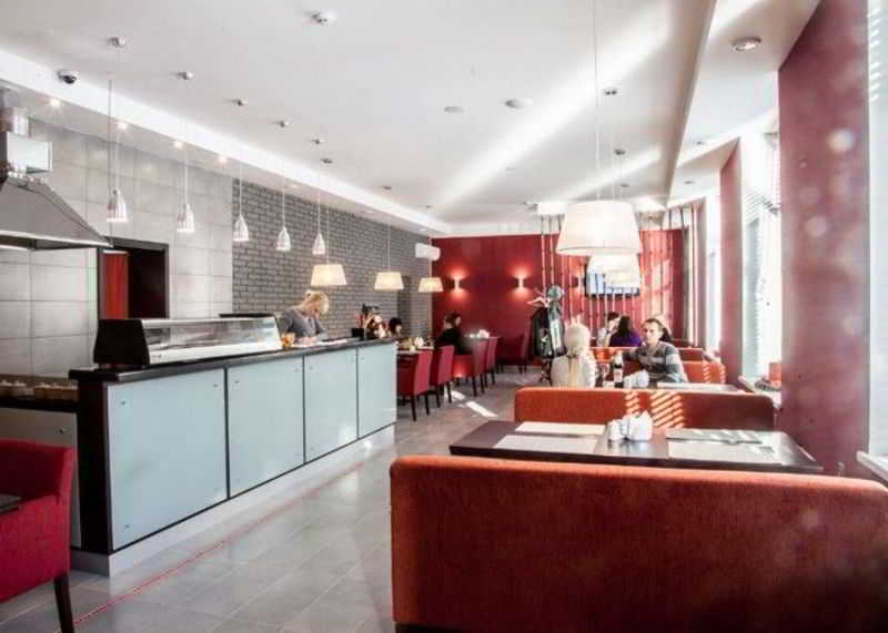 Optima Sumy Hotell Exteriör bild