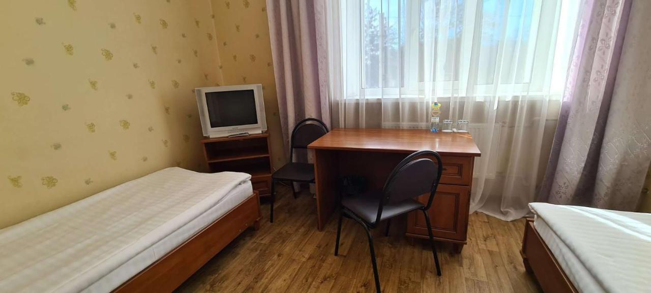 Optima Sumy Hotell Exteriör bild