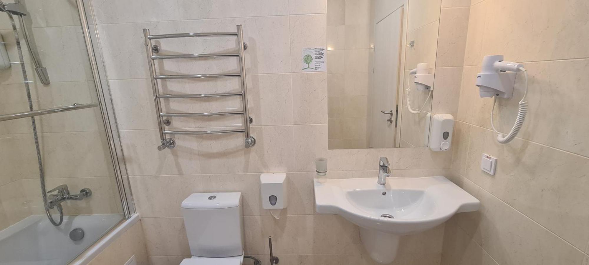 Optima Sumy Hotell Exteriör bild