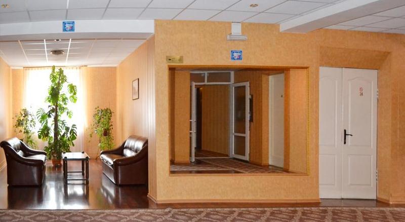 Optima Sumy Hotell Exteriör bild
